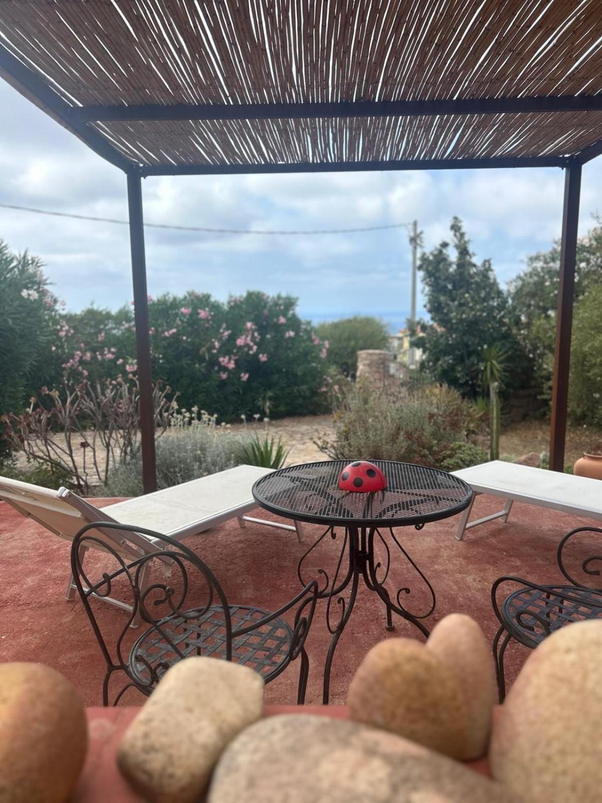 Vila Casa Giuliana Isola Rossa Exteriér fotografie